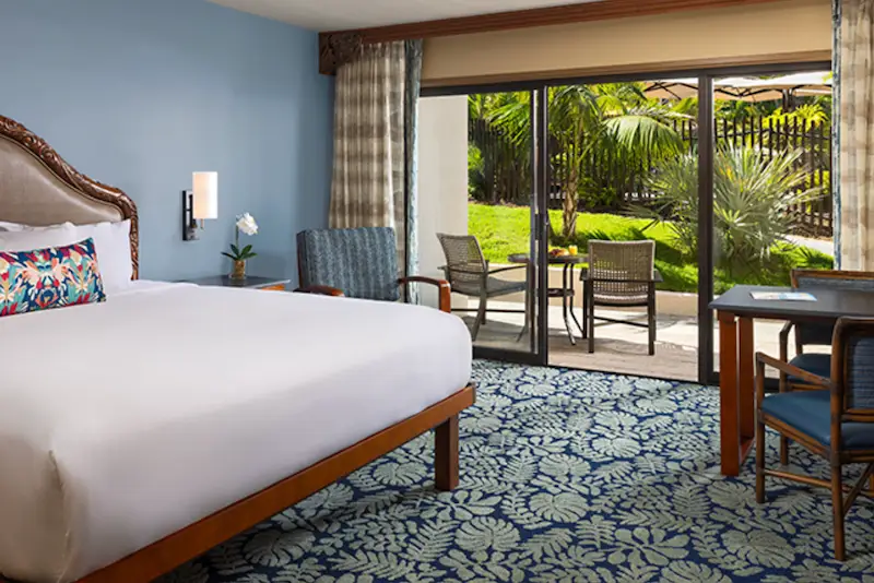 Resort Room Approximately 329 Square Feet | 1 King or 2 Queens Throughout the hotel, the welcoming Resort Rooms provide a relaxing setting for your San Diego stay. The rooms include 1 king or 2 queen-size beds, a small refrigerator, HD TV, a full-size tub with shower, a dining area, as well as a balcony or patio.